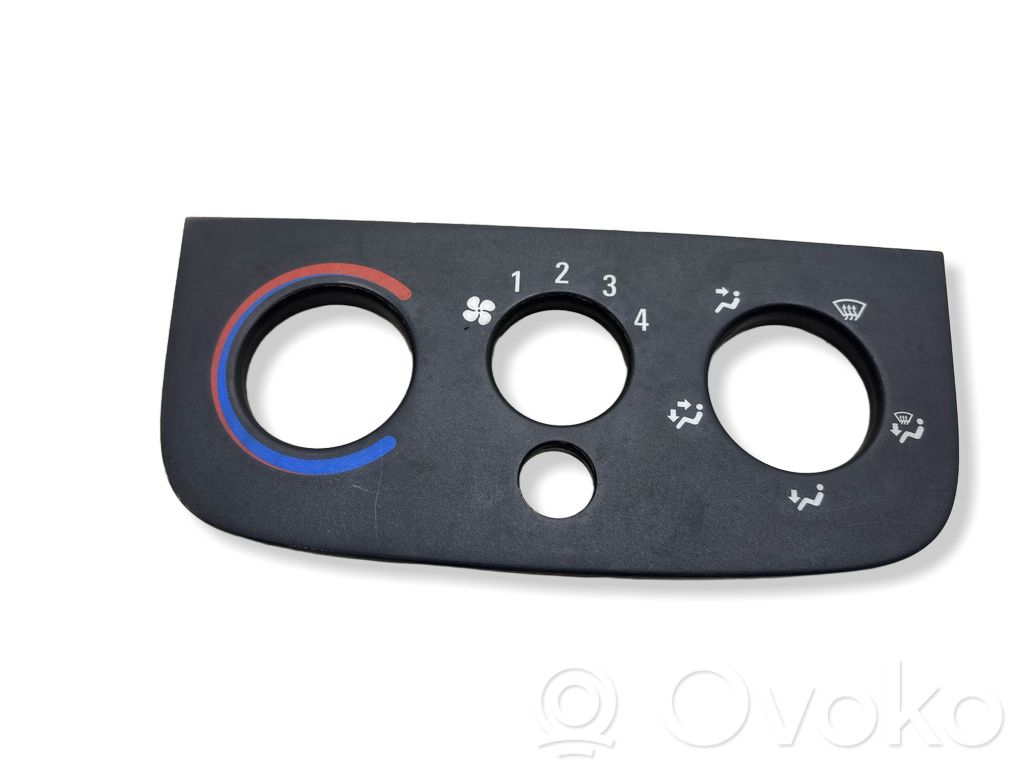 Console centrale, commande chauffage/clim   90535031