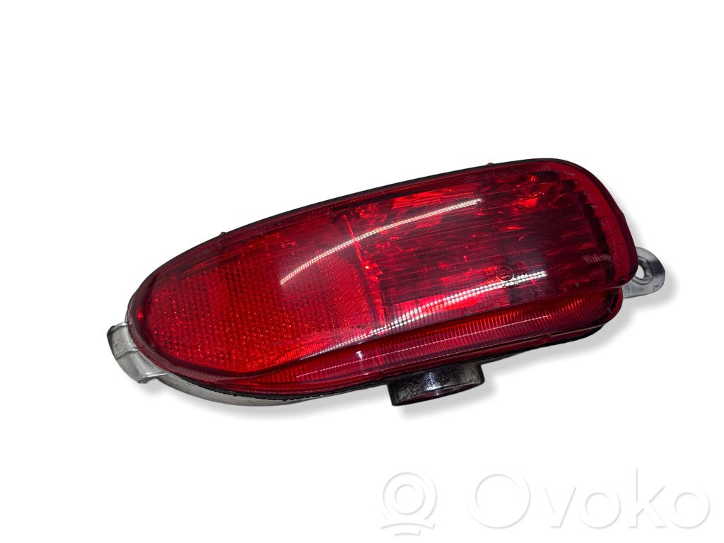 Opel Corsa C Miglas lukturis aizmugurē 