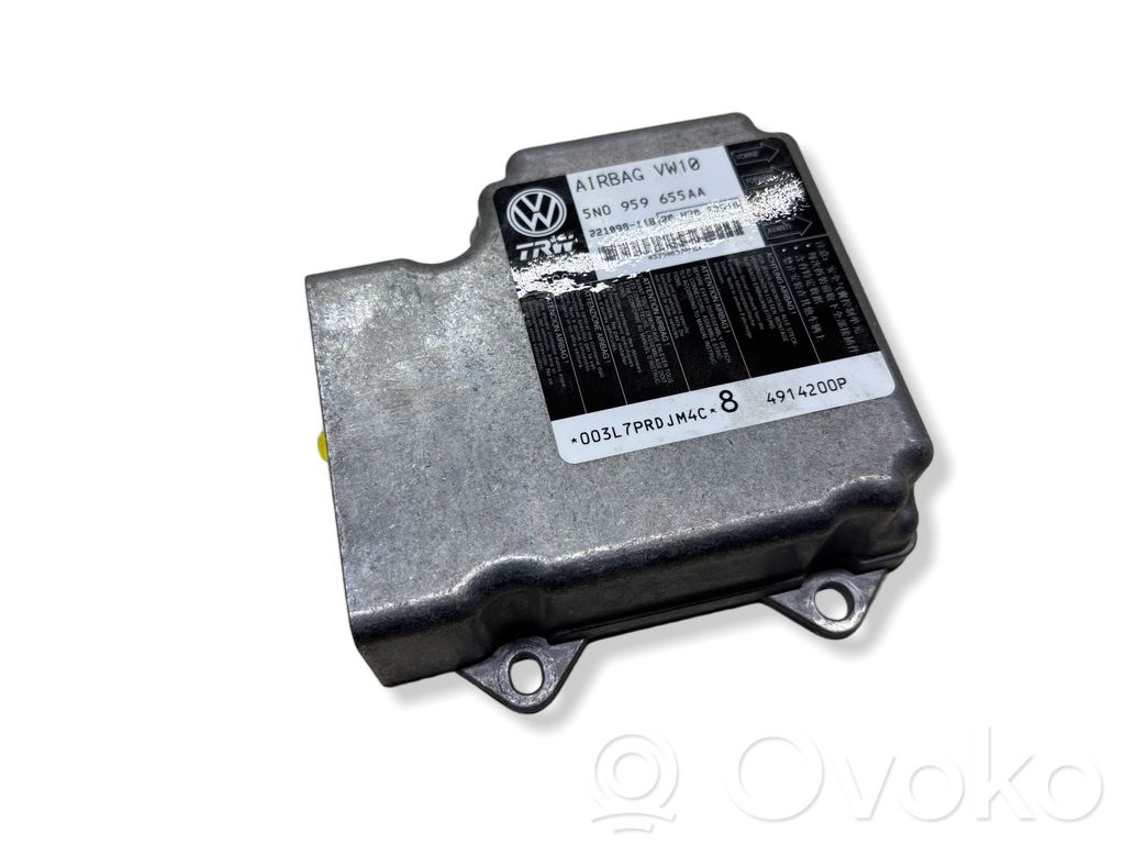 Volkswagen Tiguan Airbag control unit/module 