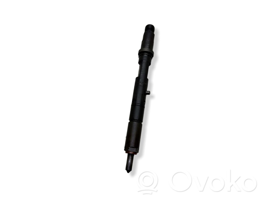 Audi A4 S4 B7 8E 8H Fuel injector 