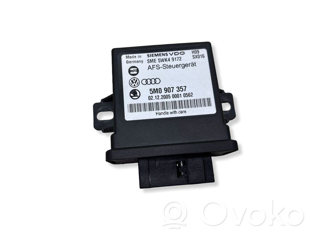 Volkswagen PASSAT B6 Light module LCM 