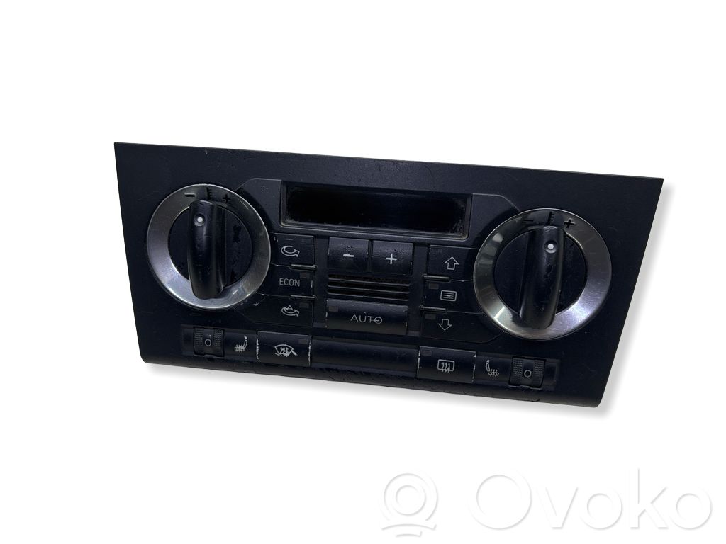 Audi A3 S3 8P Climate control unit 