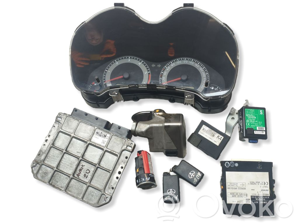 Komputer / Sterownik ECU i komplet kluczy   A2C53300865,838000ZD70C,3164380,000106,10022699,15A8541,2009DJ1026,396Y0201248,4031,4502002231,45020425,49314,61B478000,625233000,838000ZD70,8961102011,8966102S20,8974002011,8978402040,8990402080,8999002040,899985201,A2C53245520,A2C53365667,E11032699,E1110022699,E1197I012026,MB2325004531,MB2759000412,T2330D06005590