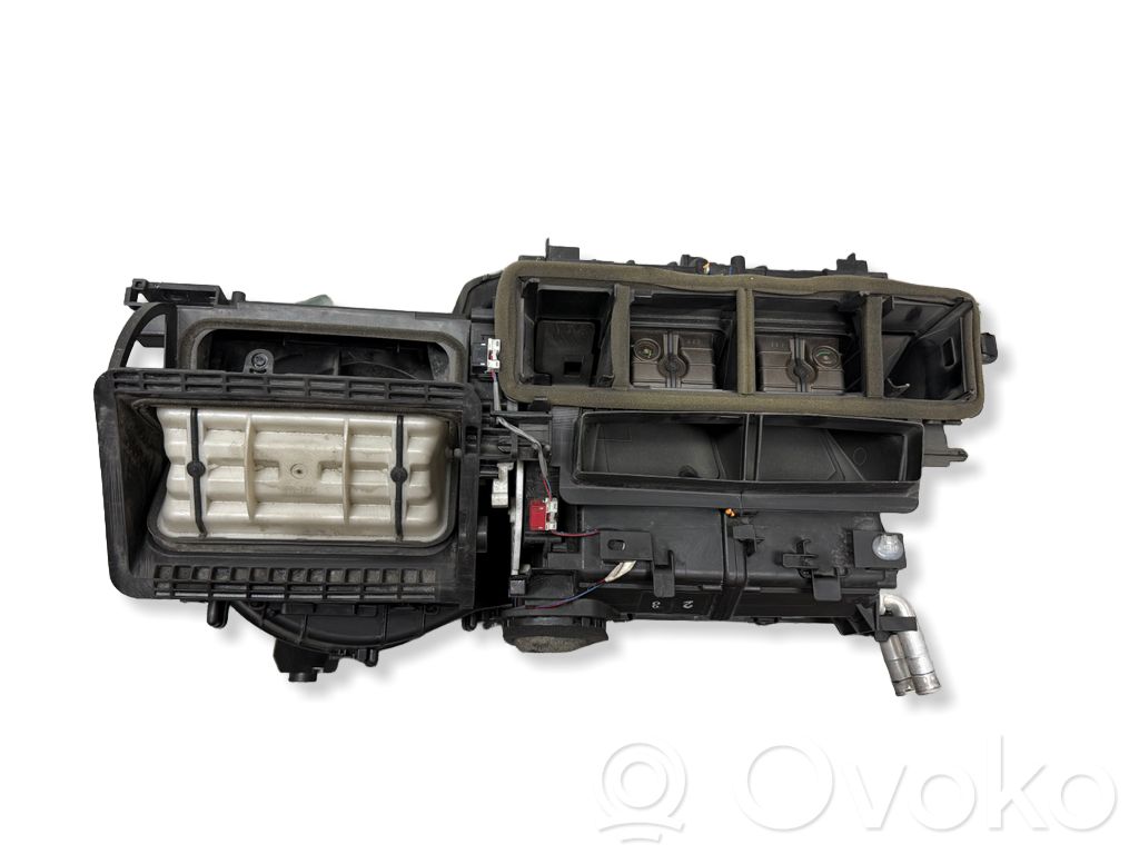 Toyota Avensis T270 Nagrzewnica / Komplet 