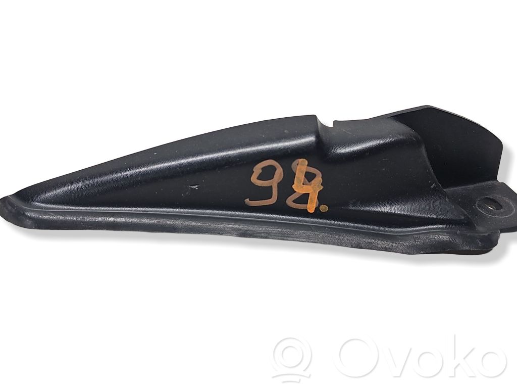 Renault Captur Wiper trim 