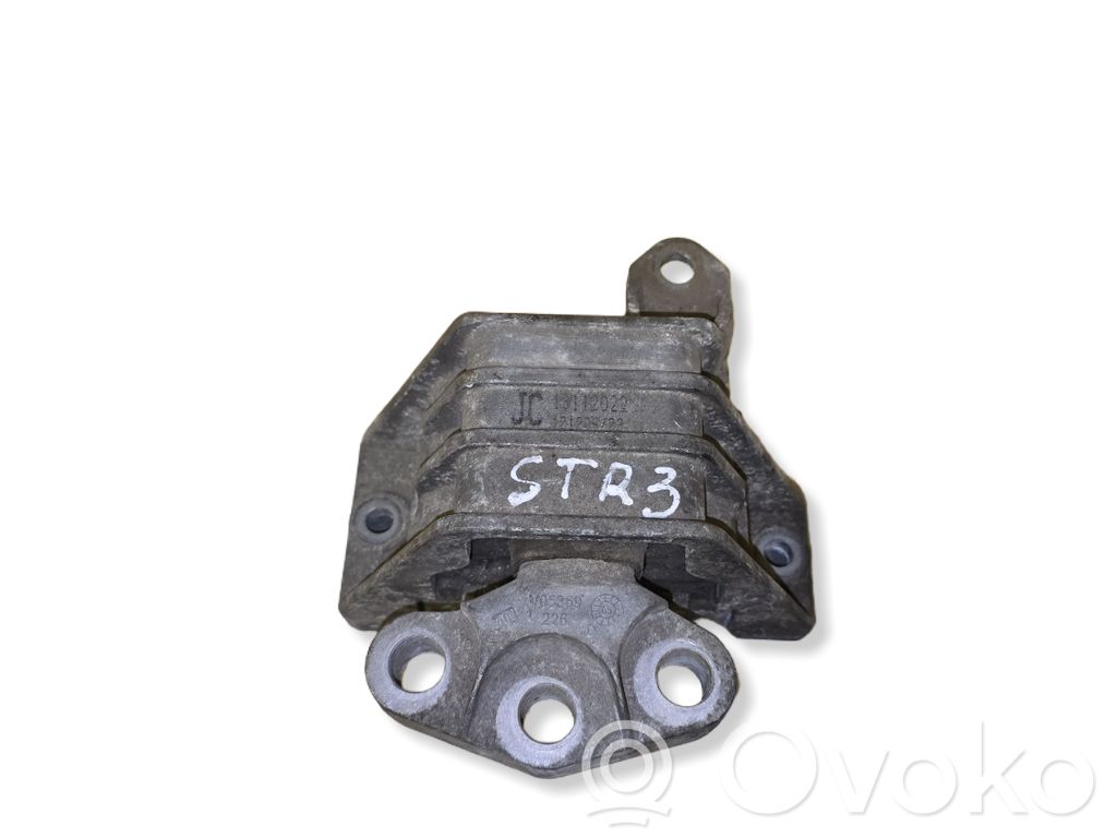 Opel Signum Engine mount bracket 