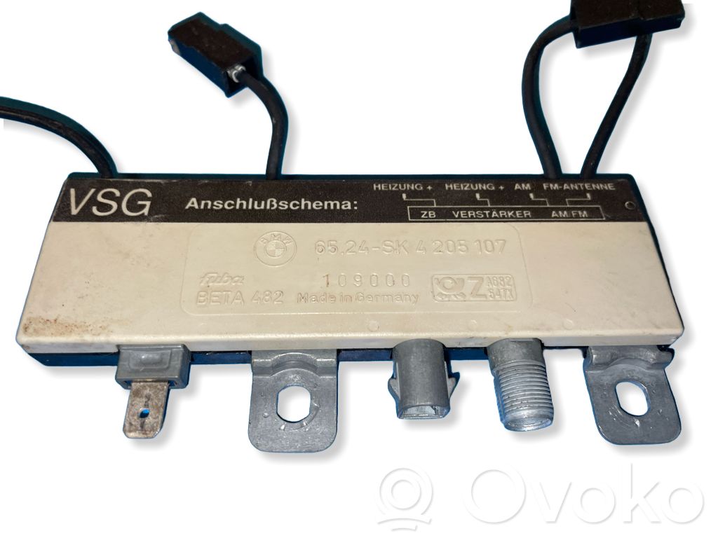 BMW 8 E31 Antenos stiprintuvas 