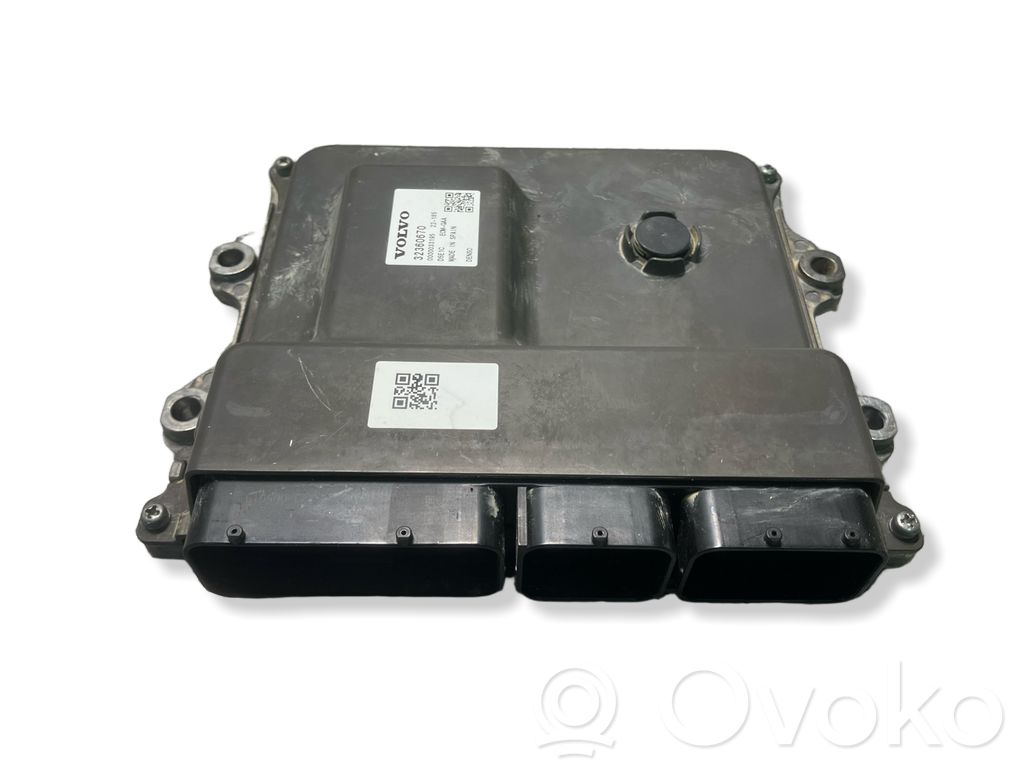 Volvo XC40 Engine control unit/module 