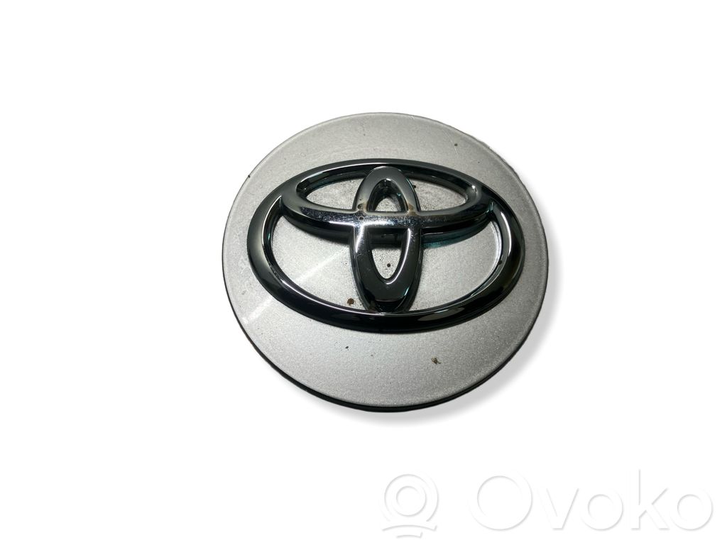 Toyota RAV 4 (XA50) Dekielki / Kapsle oryginalne 