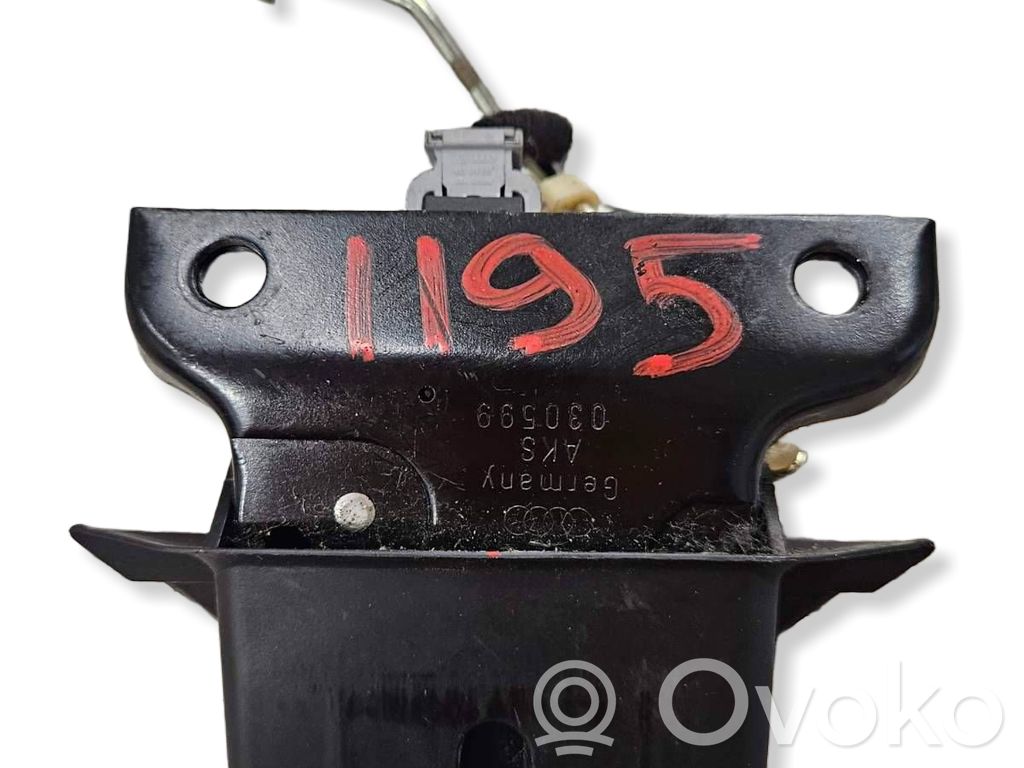Audi A4 S4 B5 8D Bagāžnieks slēdzene 