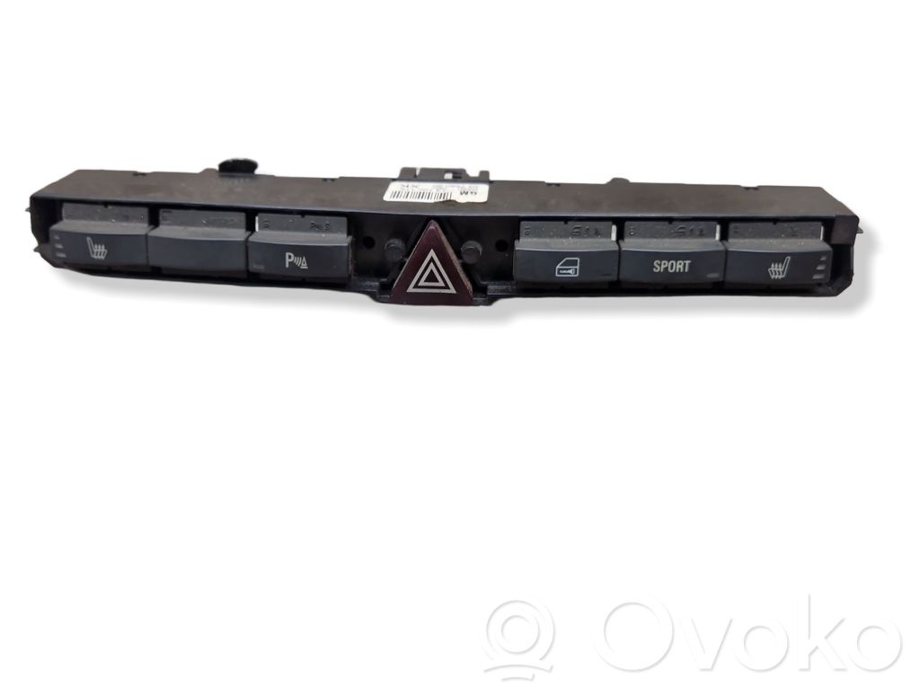 Opel Zafira B Botón interruptor de luz de peligro 