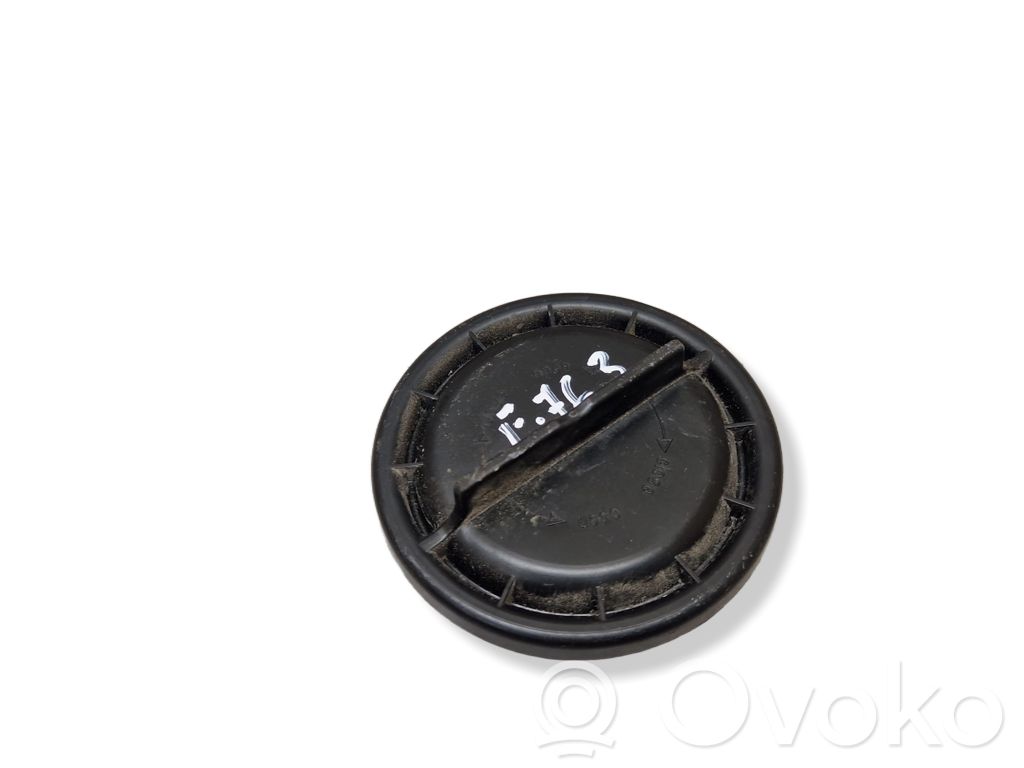 Opel Astra J Osłona żarówki lampy przedniej 