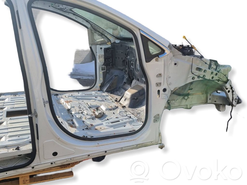 Front quarter panel