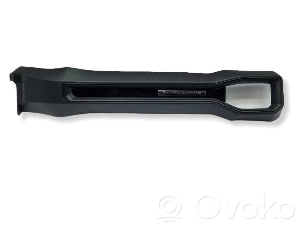 Ford Mustang VII Panel trim 