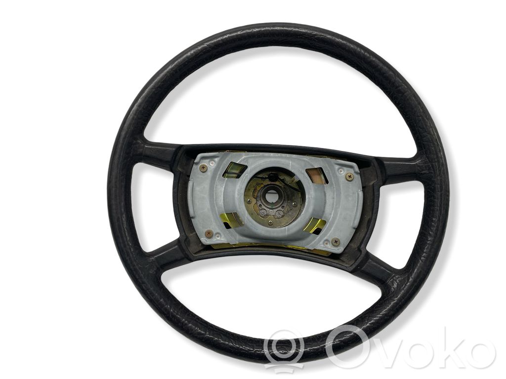 Mercedes-Benz 190 W201 Ohjauspyörä 