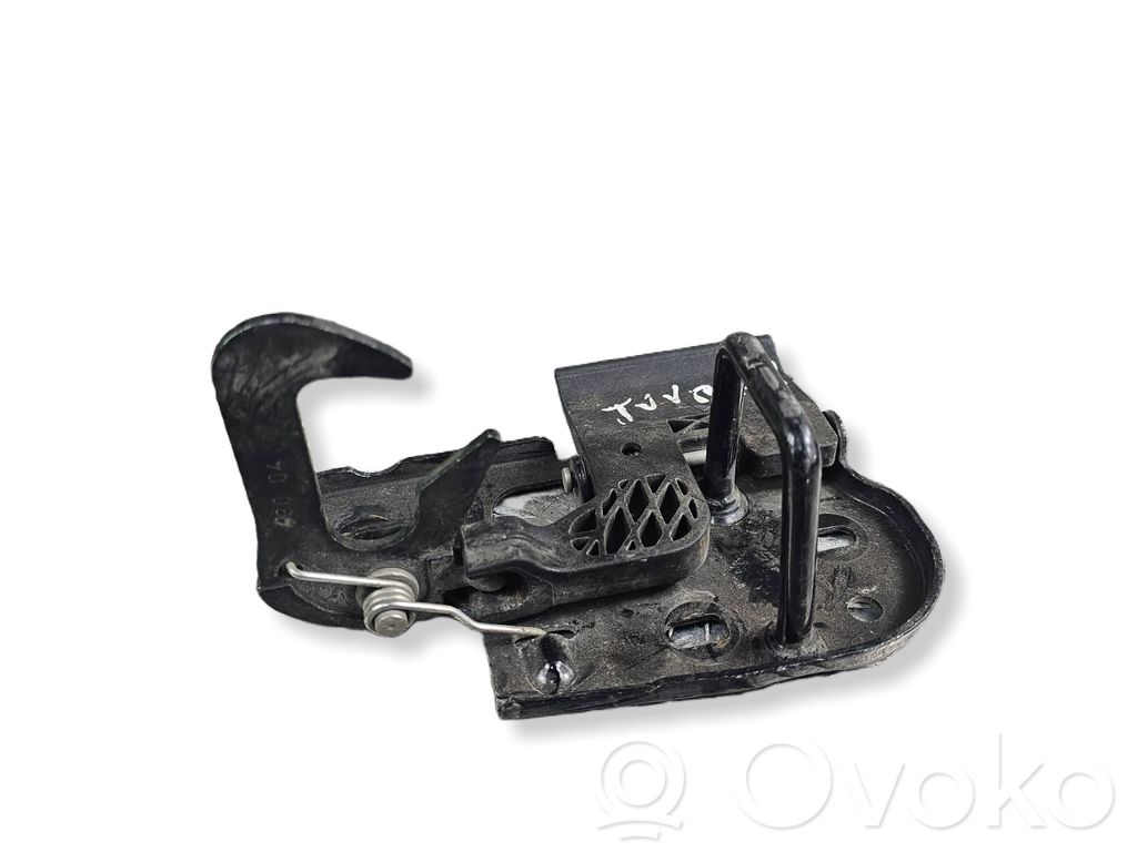 Volkswagen Golf VI Serrure de capot 