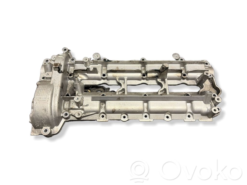 Mercedes-Benz CLS C218 AMG Rocker cam cover 