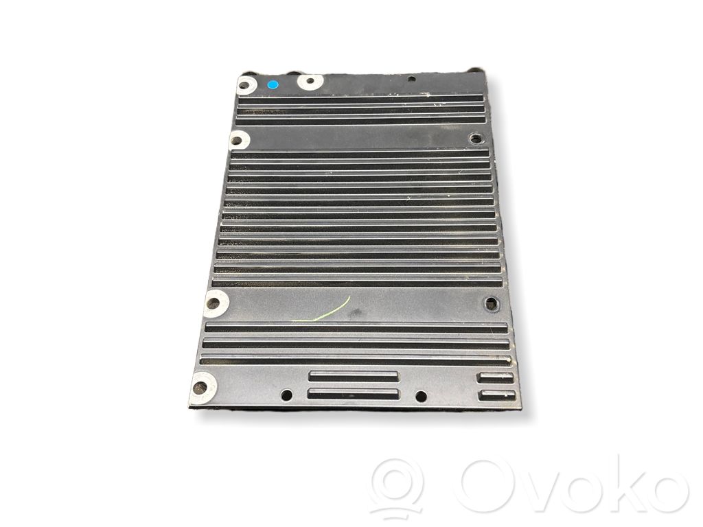 Volvo V50 Sound amplifier 