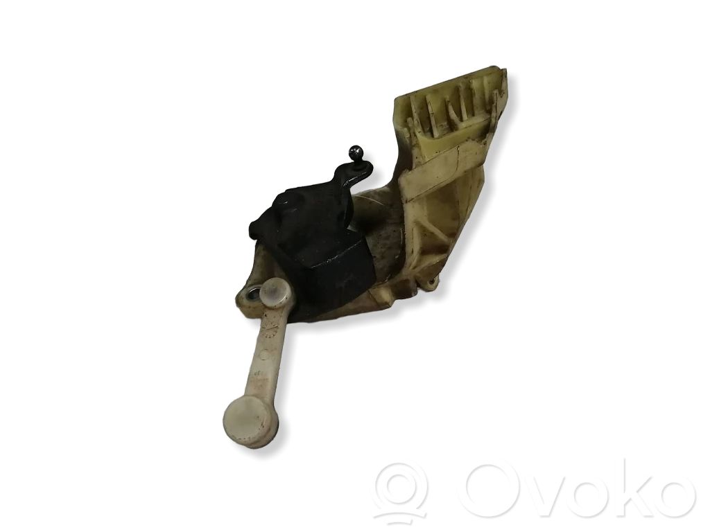 Citroen C3 Aircross Engine mount bracket 