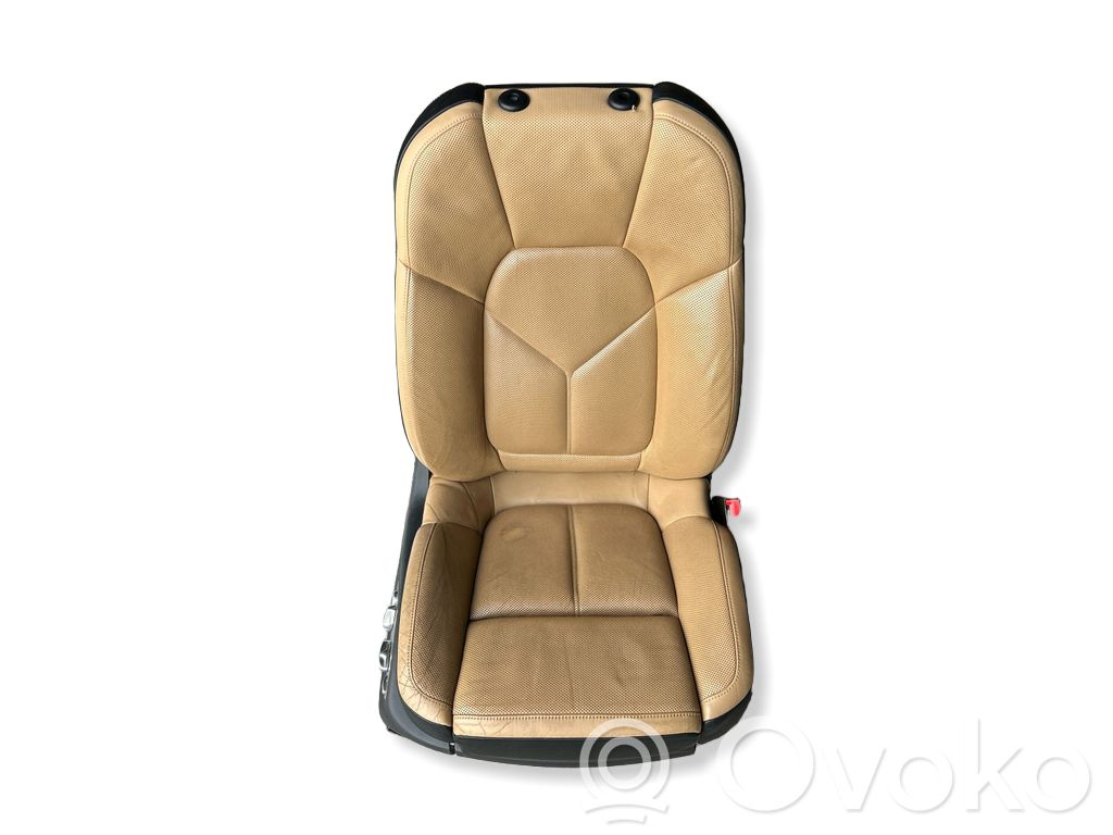 Porsche Cayenne (92A) Fotel przedni pasażera 