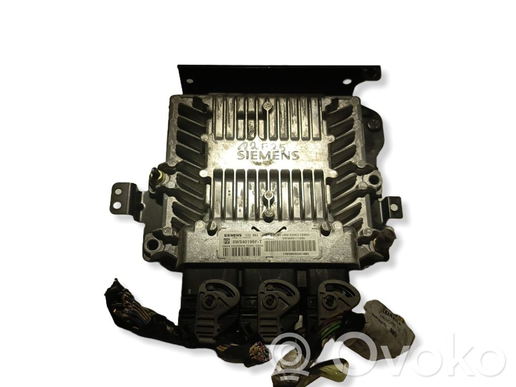 Engine control unit/module   5WS40196FT12F25,5WS40196FT