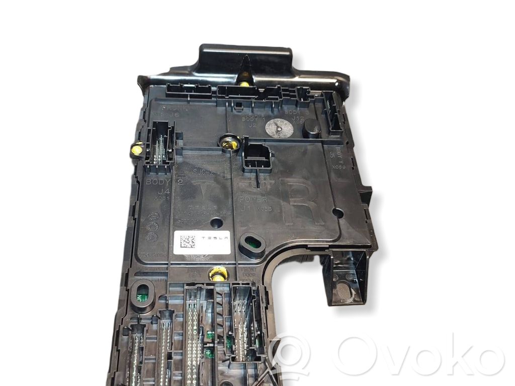 Tesla Model Y Central body control module 