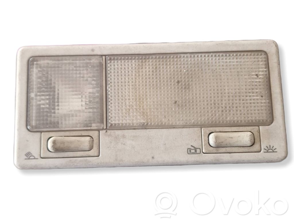 Volkswagen PASSAT B4 Illuminazione sedili anteriori 