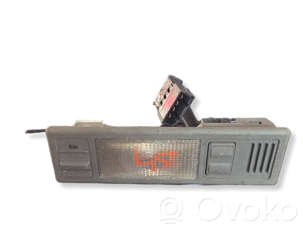 Audi 80 90 B3 Luz del asiento delantero 