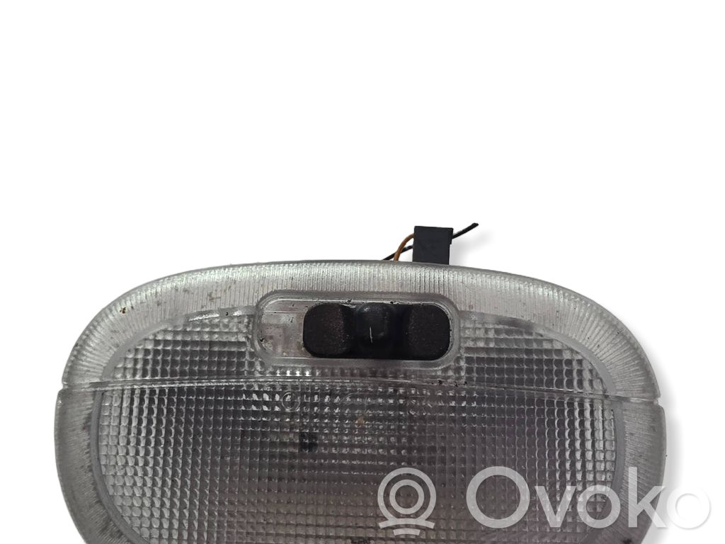 Ford Mondeo Mk III Galinių vietų apšvietimo žibintas 