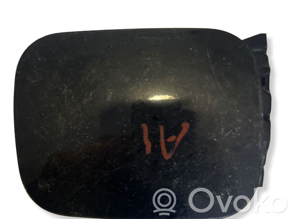 Audi A4 S4 B5 8D Tankdeckel Tankklappe 