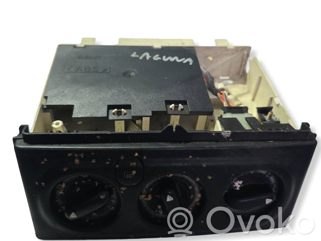 Renault Laguna I Climate control unit 