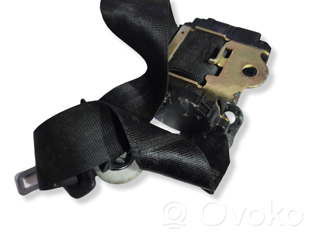 Volkswagen Golf IV Rear seatbelt 