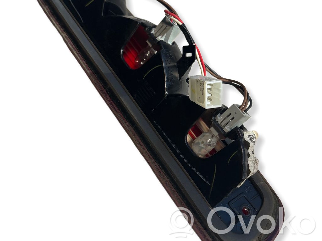 Dodge RAM 1500 DS Papildomas stop žibintas 