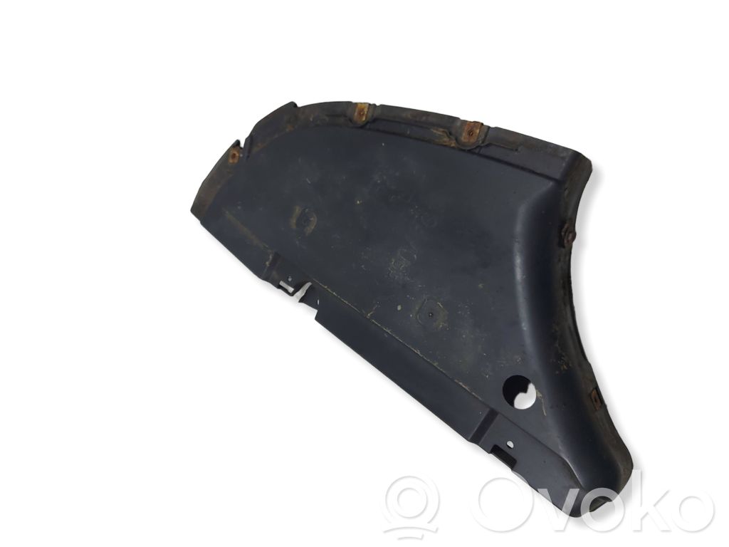 BMW 3 F30 F35 F31 Kita variklio skyriaus detalė 