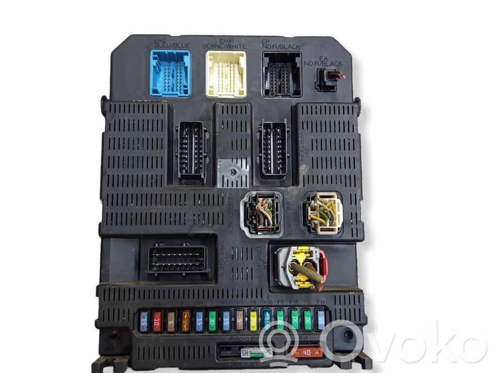 Citroen C4 I Fuse module 