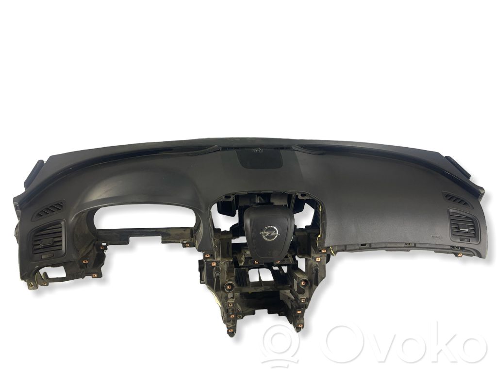 Opel Insignia A Panelė 