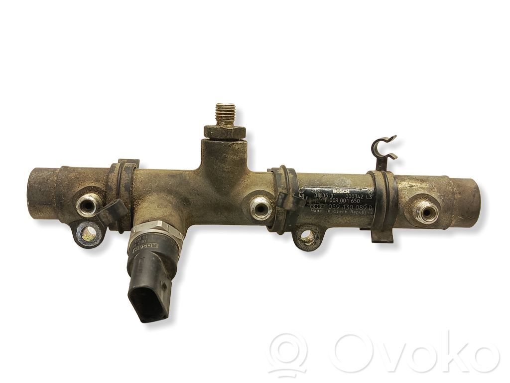 Audi A6 S6 C6 4F Listwa wtryskowa 