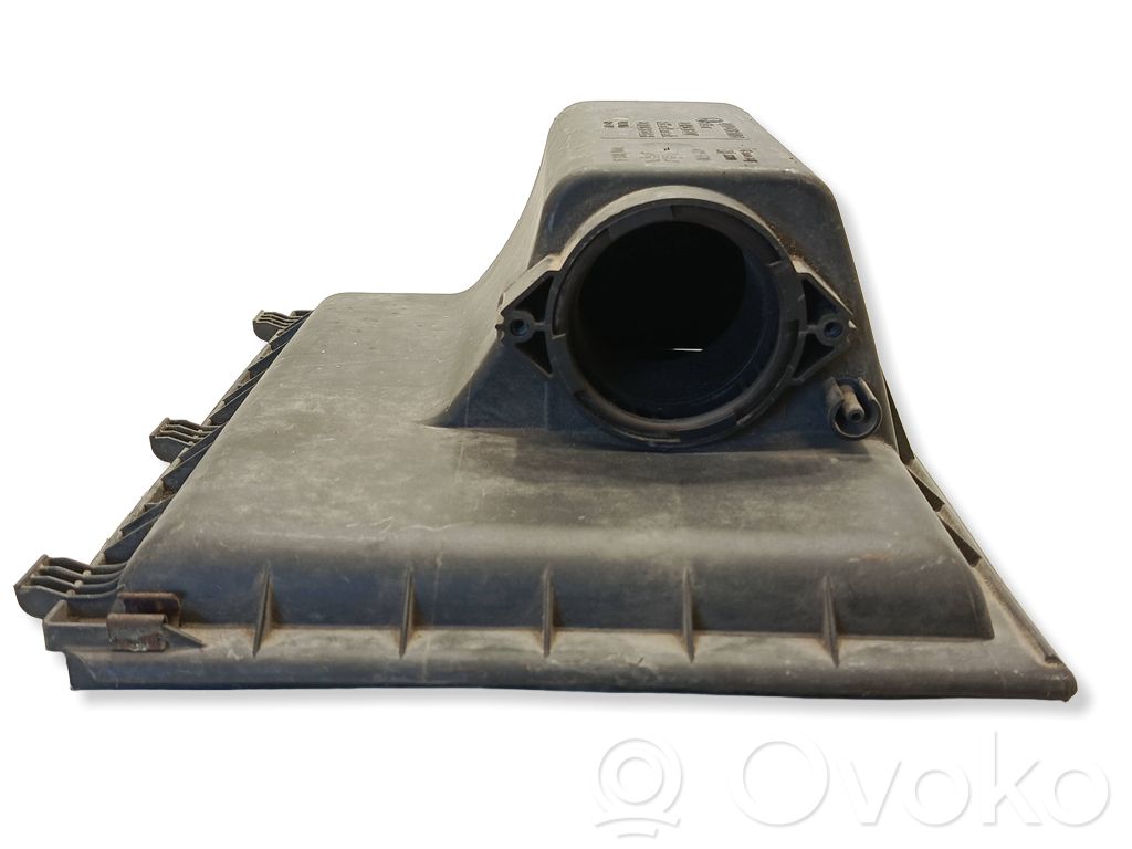 Volkswagen II LT Air filter box cover 
