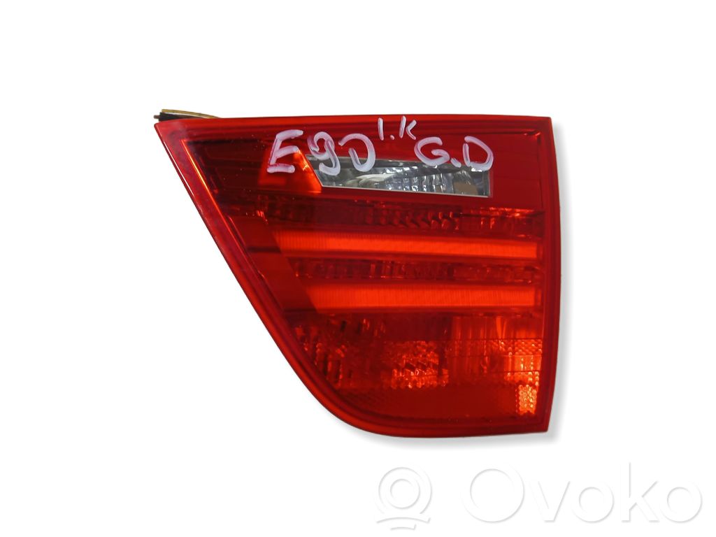 BMW 3 E90 E91 Lampă spate în capacul portbagajului 