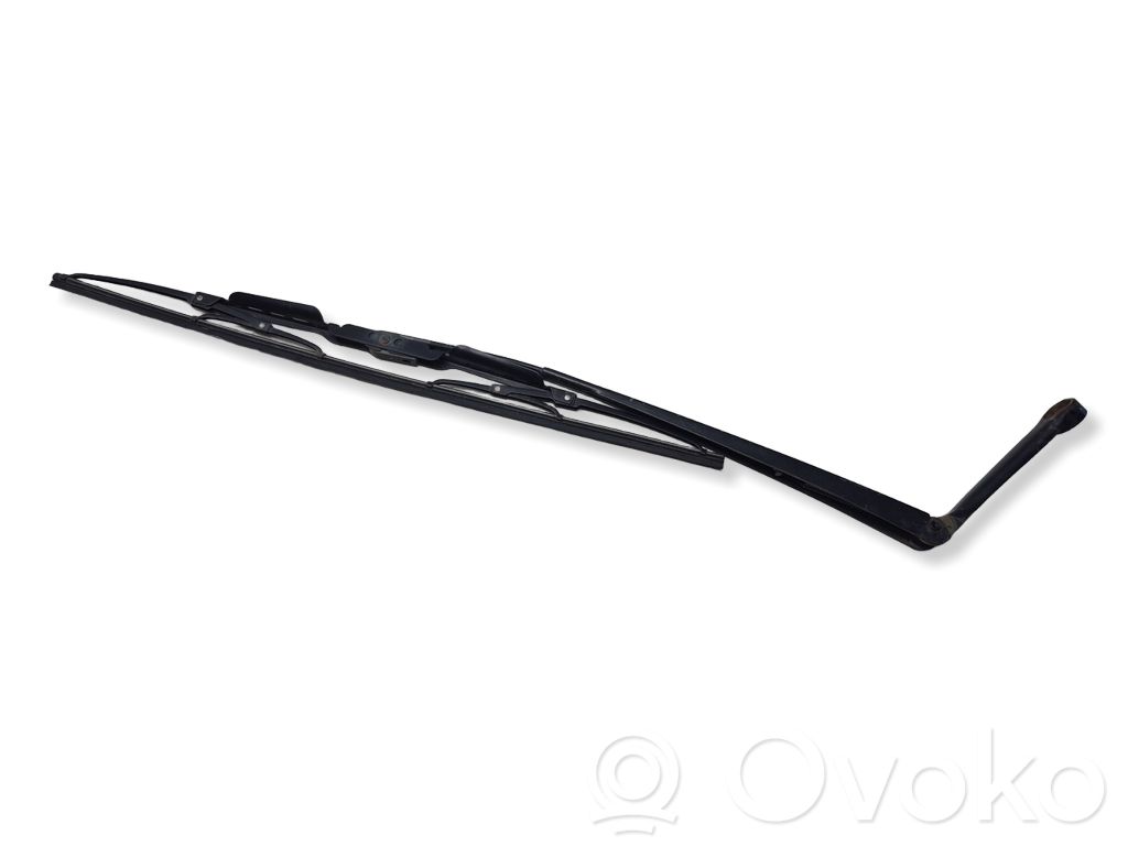 Audi A6 S6 C5 4B Wischerarm vorne 