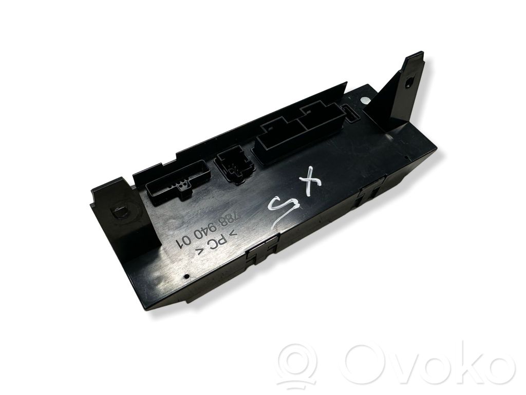 Mukavuusmoduuli   9116489,5HB00932901,E3025V