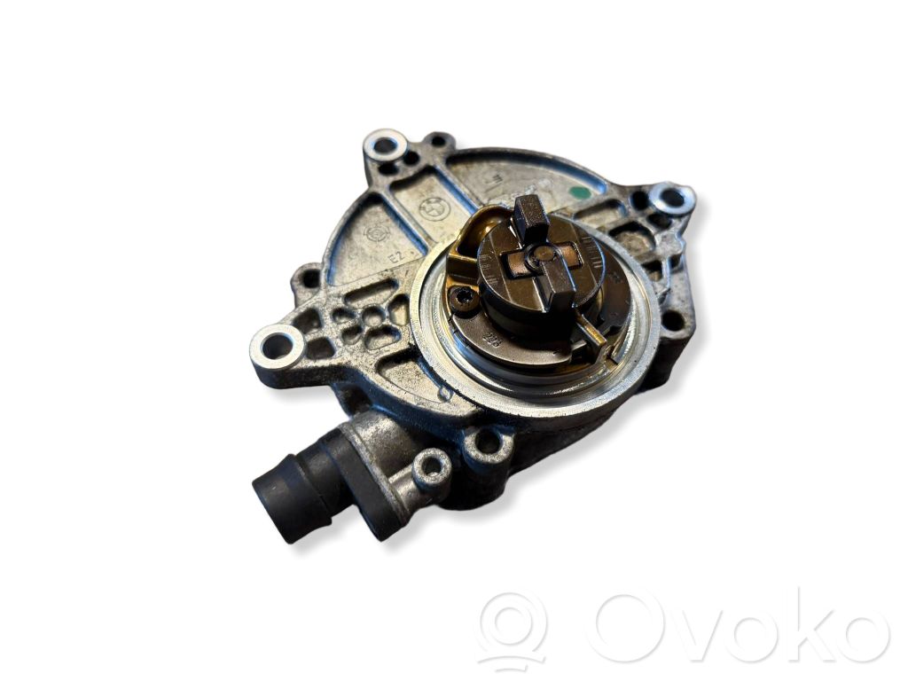 BMW 3 E90 E91 Vacuum pump 