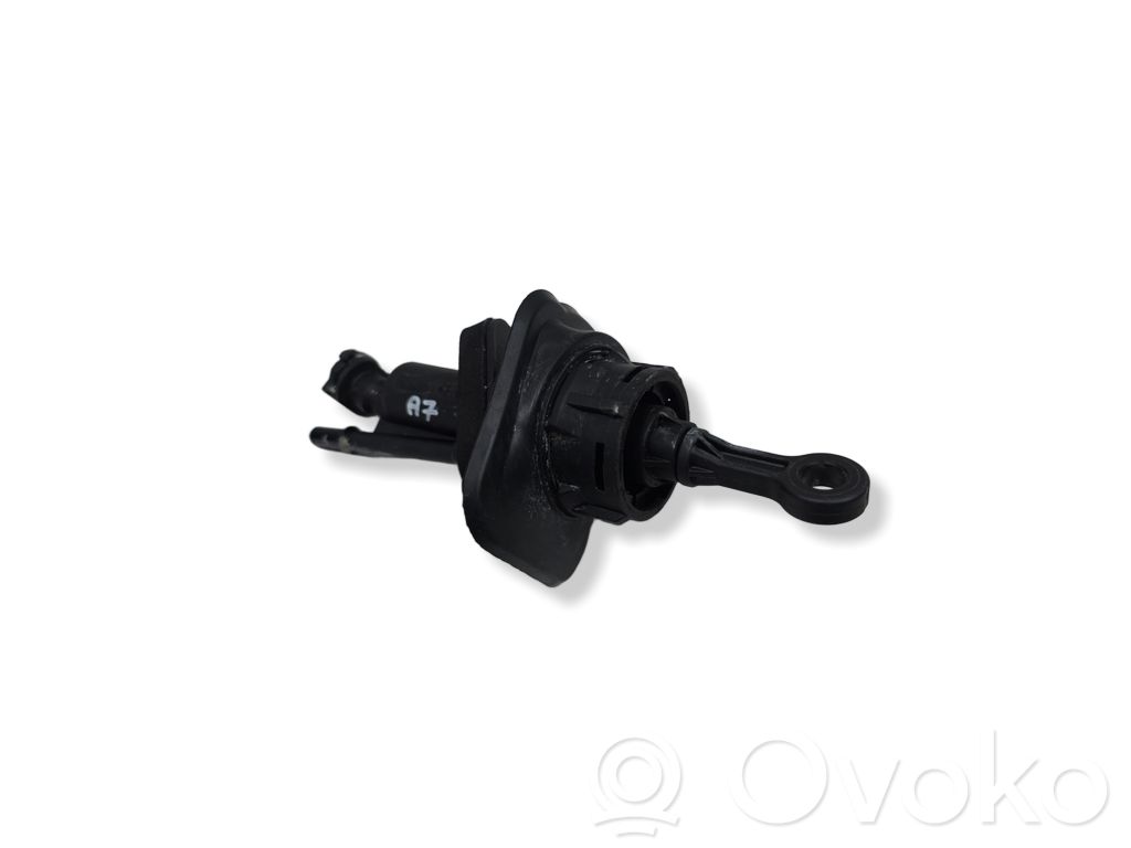 Ford Mondeo MK IV Kytkimen pääsylinteri 