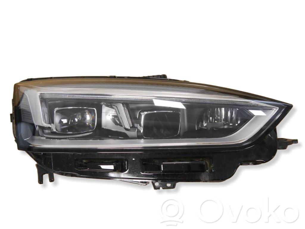 Audi A5 Priekšējais lukturis 
