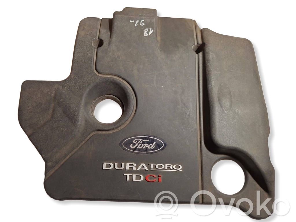 Ford Focus Variklio dangtis (apdaila) 