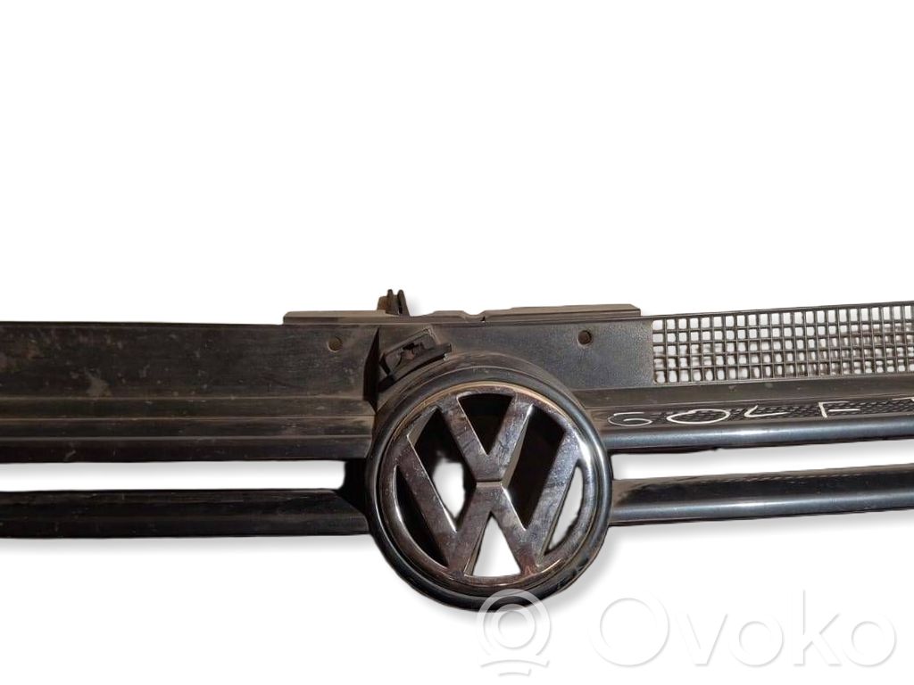 Volkswagen Golf IV Front grill 