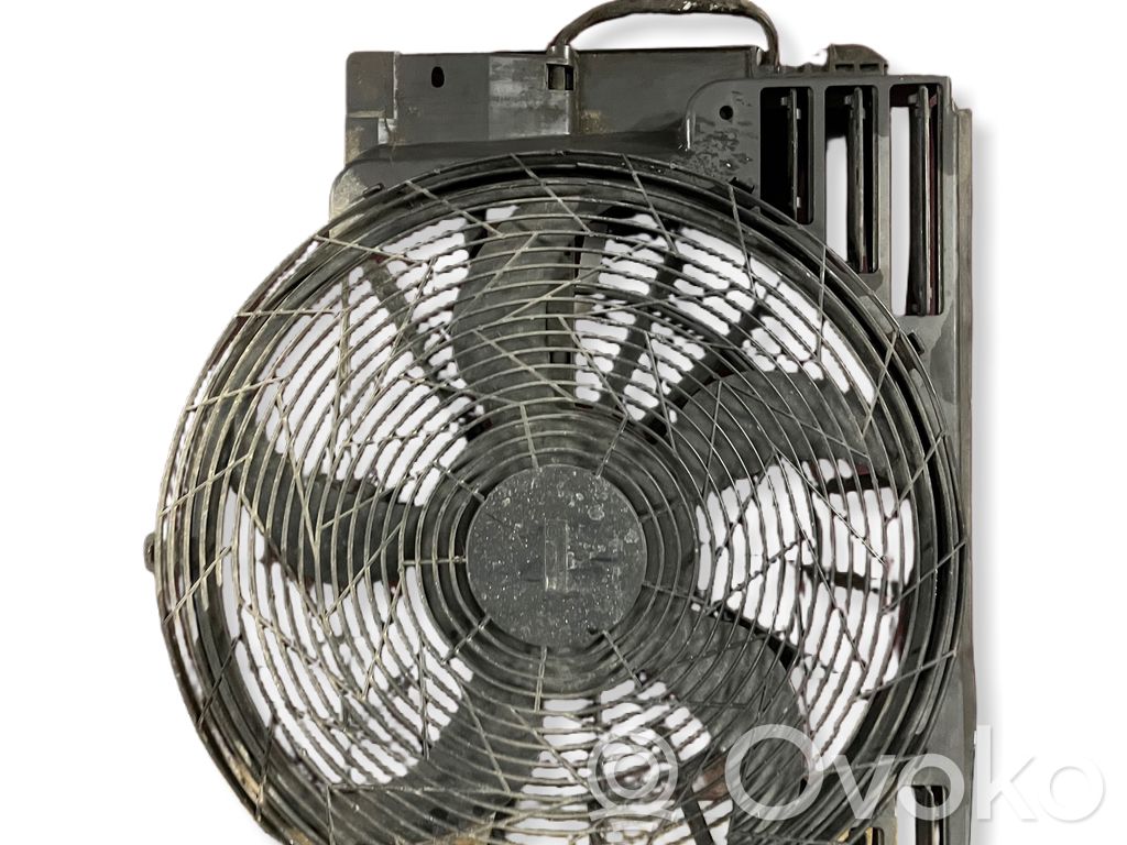 BMW X5 E53 Elektrisks radiatoru ventilators 