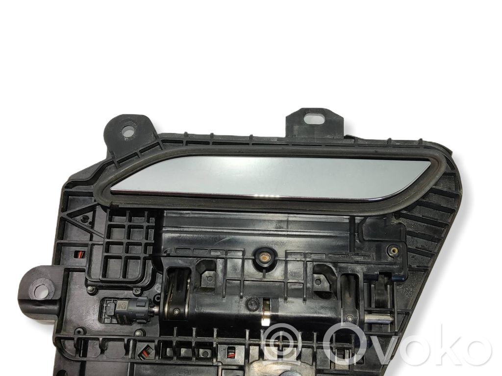 Klamka zewnętrzna drzwi przednich   110029900A,T18G0401445,10029,106638000A,18116193620