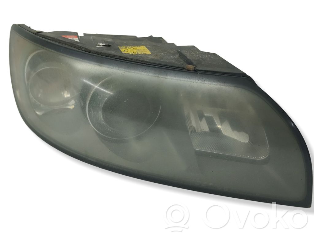 Volvo V50 Lampa przednia 