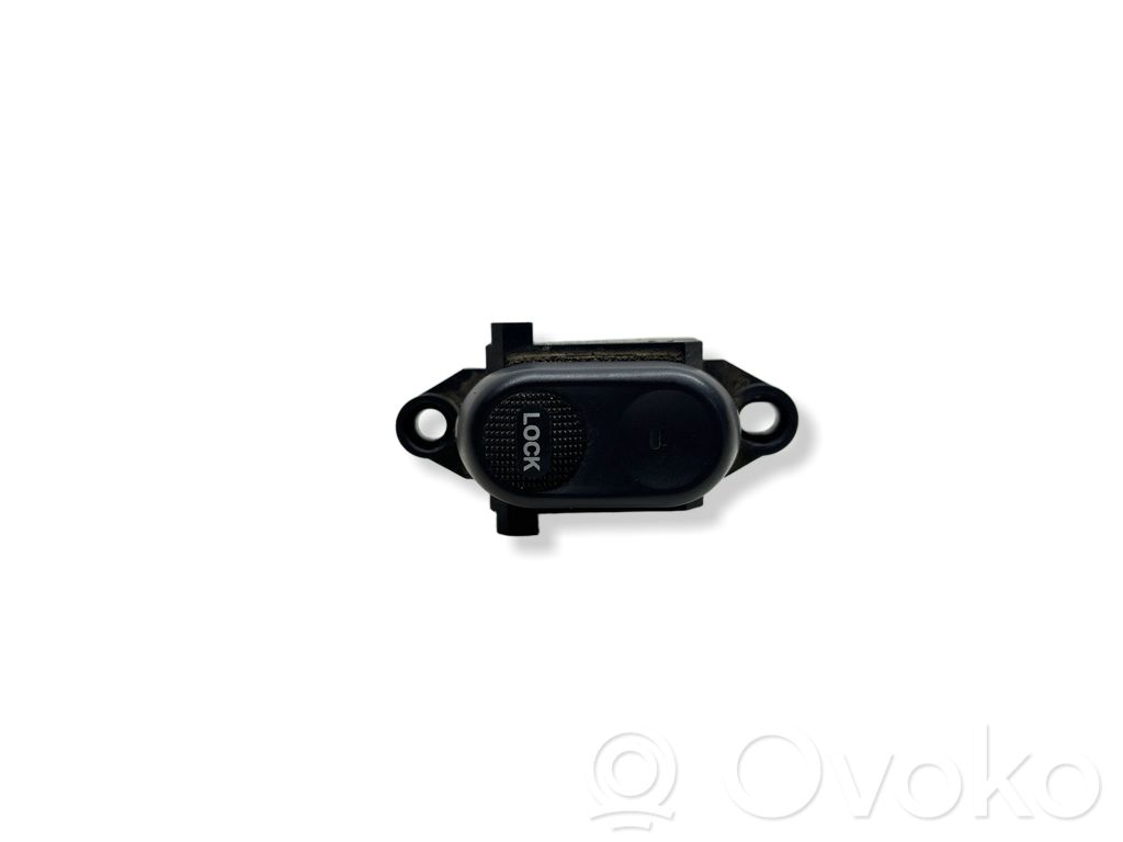 Chrysler PT Cruiser Central locking switch button 